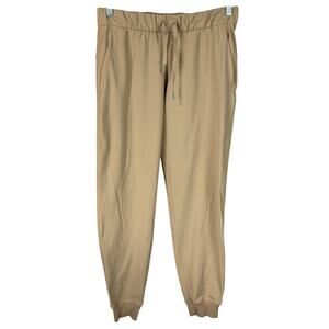 Lululemon On the Fly Jogger Luxtreme Beech Wood Women's Size 8 EUC